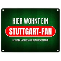 Trendaffe Hier wohnt ein Stuttgart-Fan Metallschild mit Rasen Motiv