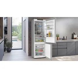 Siemens iQ300 KG49NVIBG Kühl-Gefrierkombination (440 l, 2030 mm hoch, Edelstahl)