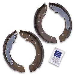 Bestprice Bremsbackensatz Trommelbremse [Hersteller-Nr. 03.0137-0247.2] für BMW