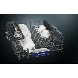Siemens iQ 300 SX73HX03UE Einbau-Geschirrspüler (vollintegrierbar, 600 mm)