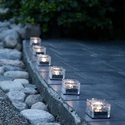 LED Solarkerzen Icecube - Eiswürfelform - warmweiße LED - Lichtsensor - transpar...