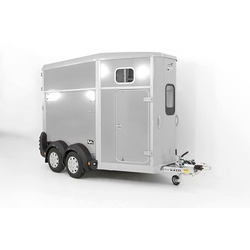 Ifor Williams Pferdeanhänger HB506|Sattelkammer|Silber