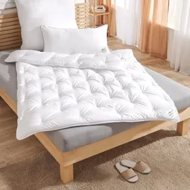 Traumschlaf Faserdecke Down Touch Active medium, Füllung: 100% Polyester 155x200 cm - weiß
