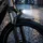 B&M Busch + Müller Scheinwerferhalter Kunstoff, für Suntour NCX-E25/Mobie lang