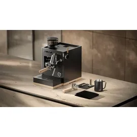 Loewe aura.pure grau mit Milchaufschäumer und Mahlwerk