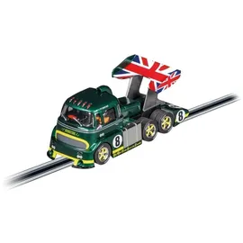 Carrera DIGITAL 132 Racetruck Cabover British Racing Green, No.8