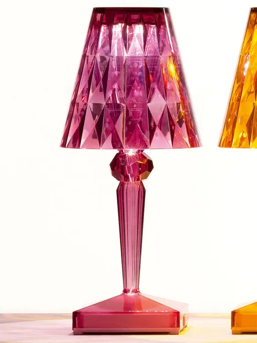 Kartell LED-Tischleuchte Battery lila, Designer Ferruccio Laviani, 22x13x13 cm