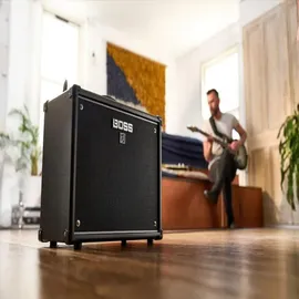 Boss Katana-50 Gen 3 Gitarrenverstärker, Kompakter 50 Watt Combo-Verstärker, 12‘‘-Custom-Lautsprecher, Weiterentwickelter Tube-Logic-Sound, 12 Verstärkercharakter, Integrierte Effekte