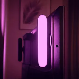 Philips Hue Starter Kit: Bridge Pro and 2 Play Lightbars, White Color Ambiance, Tischleuchte