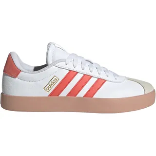 Cloud White / Preloved Scarlet / Gold Metallic 37 1/3