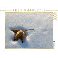 Calvendo Verdorrtes Blatt im Schnee 1000 Teile Puzzle quer
