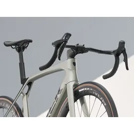 Trek Madone SL 7 Gen 8 Grau Modell 2025 - M