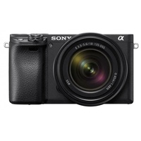 Sony Alpha ILCE-6400 + 18-135mm OSS schwarz