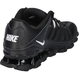 Nike Reax 8 TR Damen Schwarz/Weiß 38