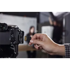 Kingston Canvas React Plus V60 256GB SDXC Speicherkarte 4K-UHS-II