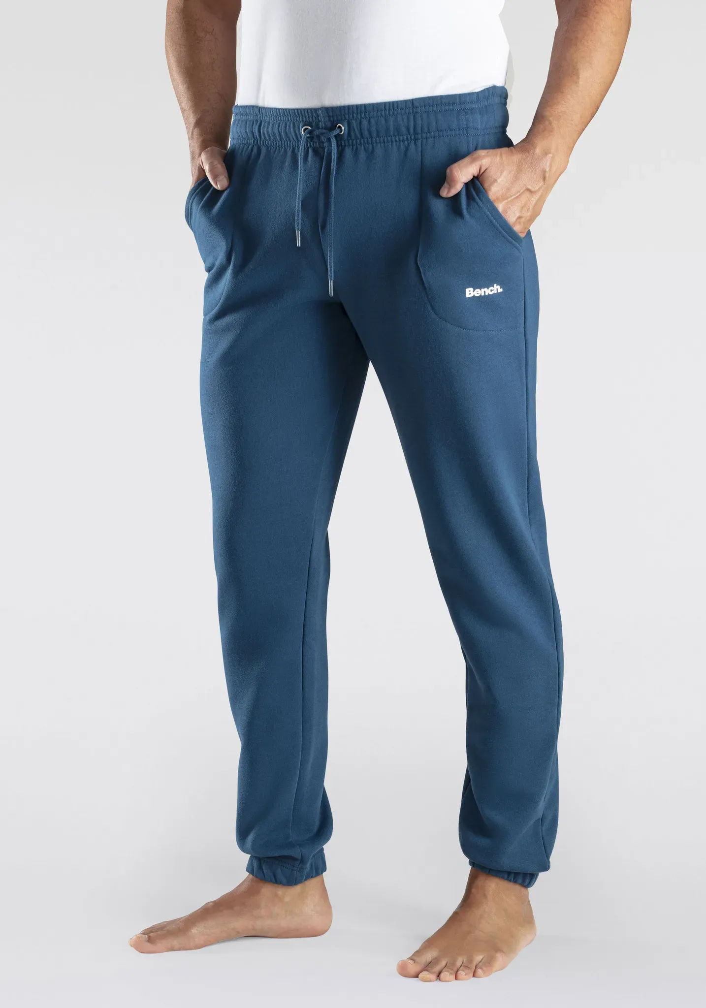 Sweathose BENCH. LOUNGEWEAR, Herren, Gr. 60/62 (XXL), N-Gr, blau (petrol), angeraute Sweatware, Obermaterial: 60% Baumwolle, 40% Polyester, unifarben, Basic, bequem lang, Hosen Sweathose, mit Logoprint