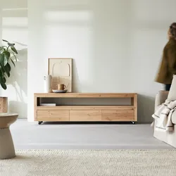 TV-Schrank Anoa aus massivem Eichenholz mit Knoten, 180