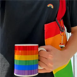 Gravidus Pride Set 18-teilig- Tasse, Jutebeutel, Schlüsselanhängern & Anstecker