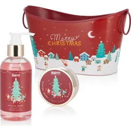 Brubaker Cosmetics Bade- und Dusch Set Winter Beeren Duft - 6-teiliges Geschenkset in dekorativer Metallwanne Weihnachten - Weihnachtsset