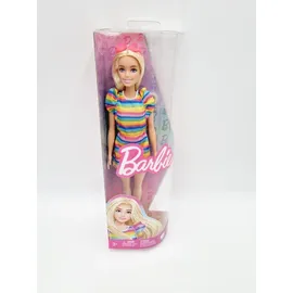 Barbie Fashionistas Barbie-Puppe mit Zahnspange und Regenbogenkleid