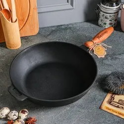MAYSTERNYA Bratpfanne aus Gusseisen – ø 24 x 6 cm – Gusseisenpfanne für alle Wärmequellen – Holzgriff – PFAS-frei – Schwarz