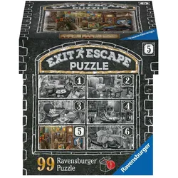 Im Gutshaus Dachboden