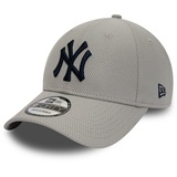 New Era New York Yankees MLB Diamond Era Essentials Grey 9Forty Adjustable Cap - One-Size