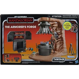 Hasbro Star Wars The Mandalorian Vintage Collection The Armorer's Forge mit Actionfigur