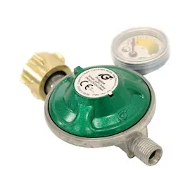 Igt Gasdruckminderer mit Manometer für Flüssiggas Butan- und Propangas 50 mbar