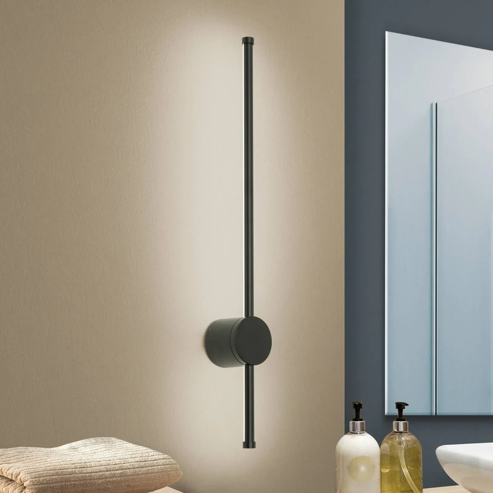 ORION Wandlampe Ferdinand, schwarz, für Wohn- / Esszimmer, Aluminium, Modern, LED Wandleuchte, Wandlampe Innen - cm - cm - 65 cm