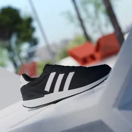 adidas Run 60s 4.0 Core Black/Cloud White/Core Black 42