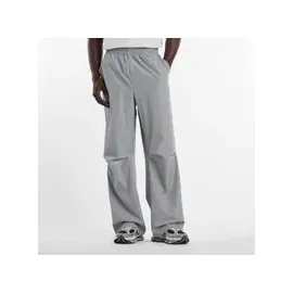 New Balance Elusive Shell Pant Regular Grau XL