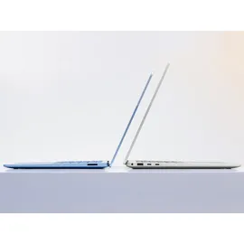 Microsoft Surface Laptop 7 13,8" Snapdragon X Plus 16 GB RAM 512 GB SSD Platin