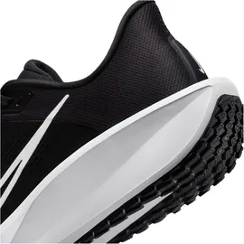 Nike Quest 6 Herren Schwarz / Weiß 42