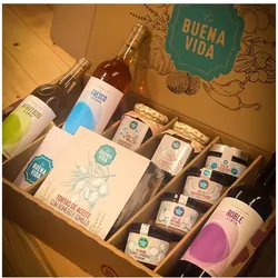 Surprise-Paket La Buena Vida 3 Flaschen Wein mit Feinkost, Bio Probierpakete