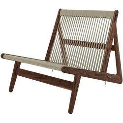 GUBI - MR01 Lounge Stuhl, Walnuss / Naturgeflecht