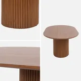 sweeek Ovaler Couchtisch mit geriffelter Holzoptik Nussbaumfarben - sweeek