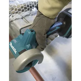 Makita DMC300Z ohne Akku + im Karton