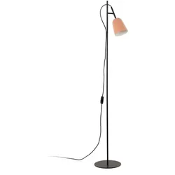 studio, stehlampe aus schwarzem metall mit rosa lampenschirm, faro barcelona