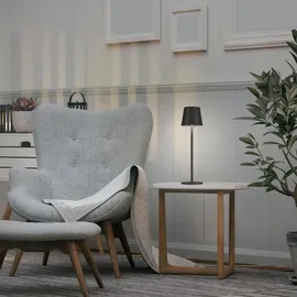 just light. Euria Schwarz