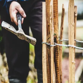 Aquagart 25m Staketenzaun 80cm hoch Lattenabstand 4-6cm Gartenzaun aus Haselnuss Holzzaun