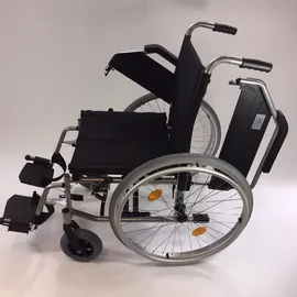Trendmobil Rollstuhl TMB mit Trommelbremse Sitzbreite 48 cm
