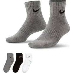 Nike Unisex Everyday Lightweight Training Ankle Socks (3 Pairs) bunt