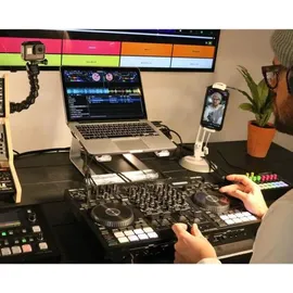 Roland DJ-707M Mobiler DJ-Controller mit Kopfhörer,