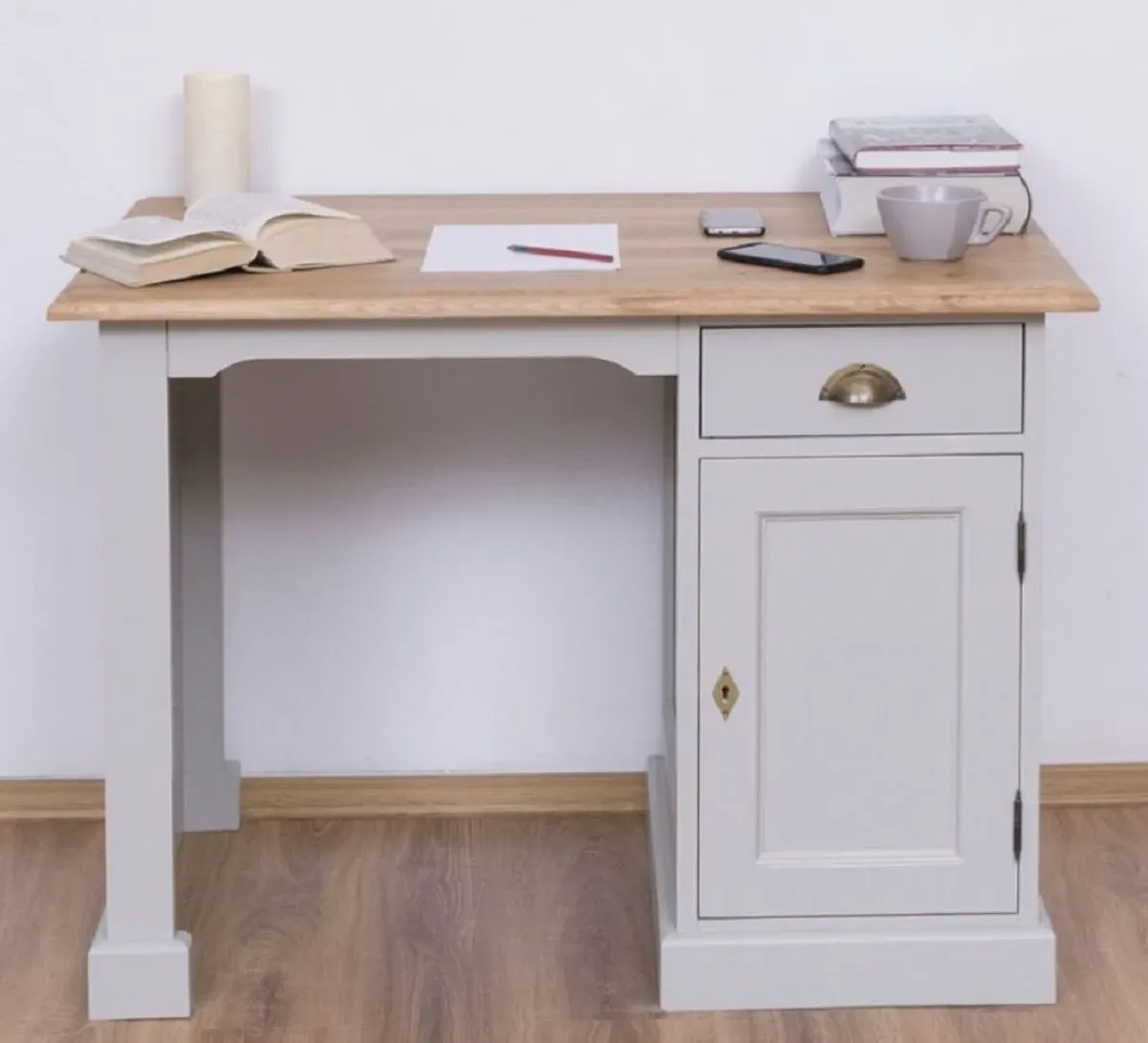 Casa Padrino Landhausstil Schreibtisch Grau / Naturfarben 110 x 70 x H. 78 cm - Massivholz Sekretär im Landhausstil - Büro Möbel - Massivholz Möbel - Landhausstil Möbel