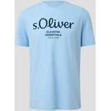 s.Oliver Herren 2141458 T-Shirt, mit Label-Print, Hellblau, S