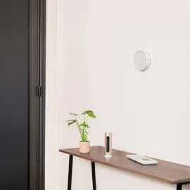 Netatmo Smarte Innenkamera mit Tür- und Fenstersensoren