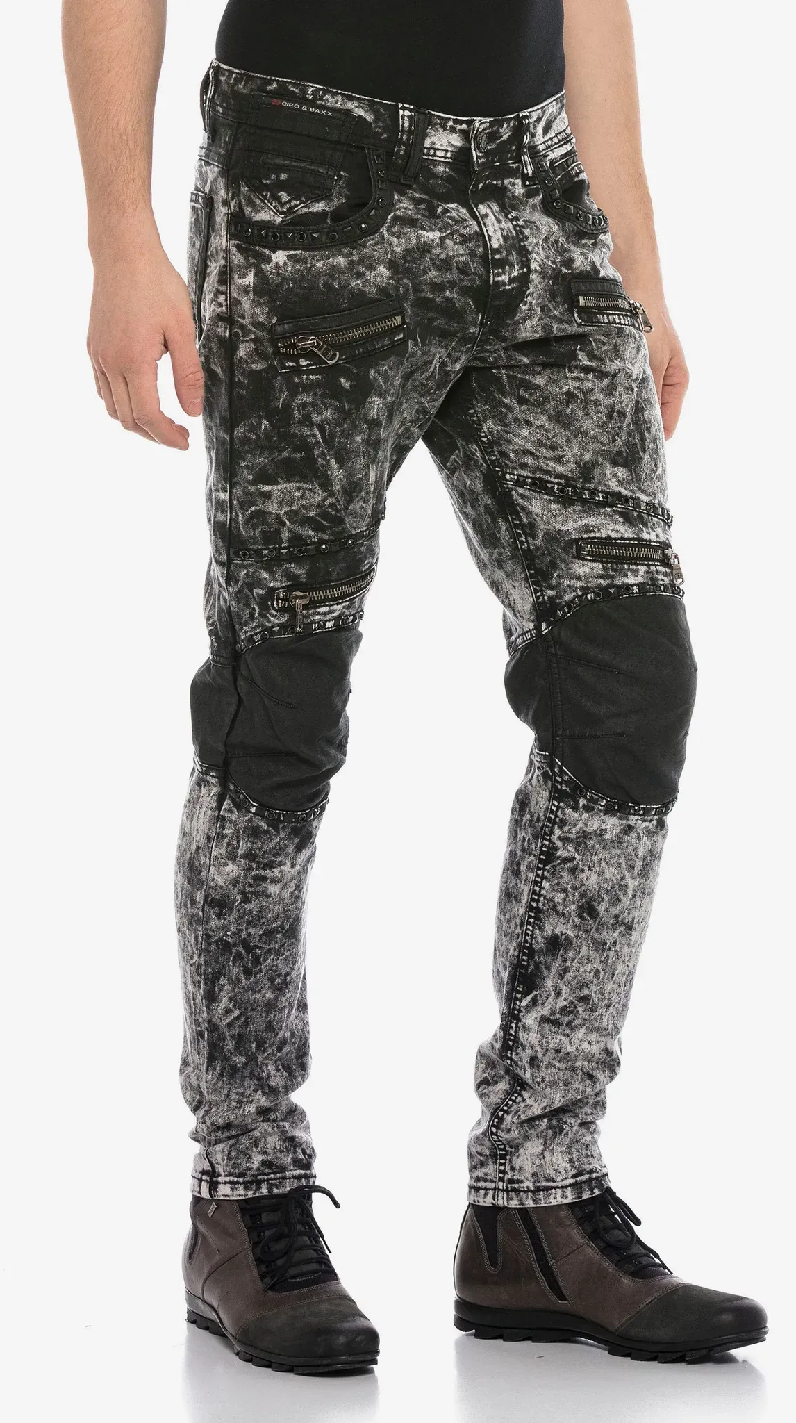 Bequeme Jeans CIPO & BAXX Gr. 33, Länge 34, schwarz (schwarz, grau) Herren Jeans im bequemen Regular-Fit-Schnitt