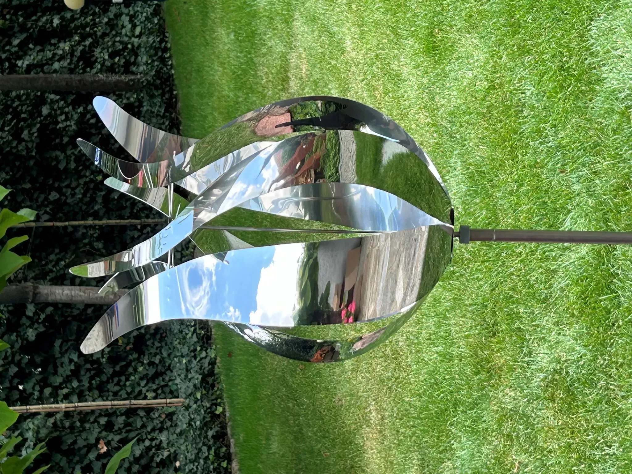 Edelstahl Windspiel New Tulip ST für Garten, Balkon und Terrasse