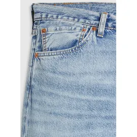 Levi's Levi's® 501 Jeans in hellblau mit Markenlabel Levi's® low on sleep ltwt